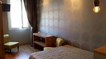 데 라 메르 니스